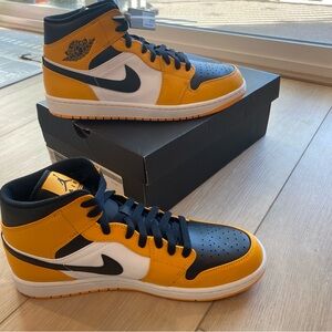 Jordan 1 Mid Men's Sneakers - Yellow / Black / White